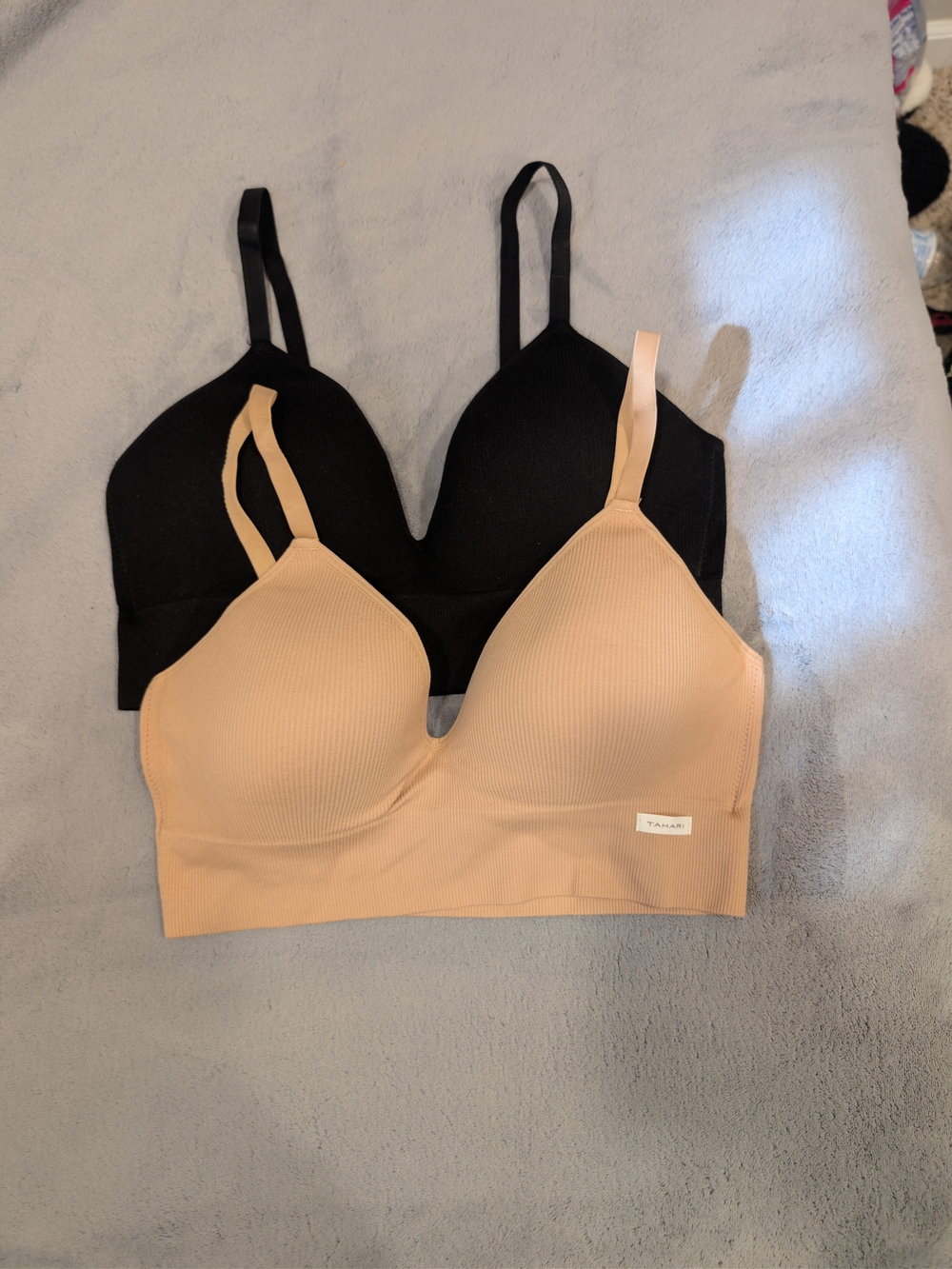 Tahari Ribbed Seamless Bras - Black & Nude